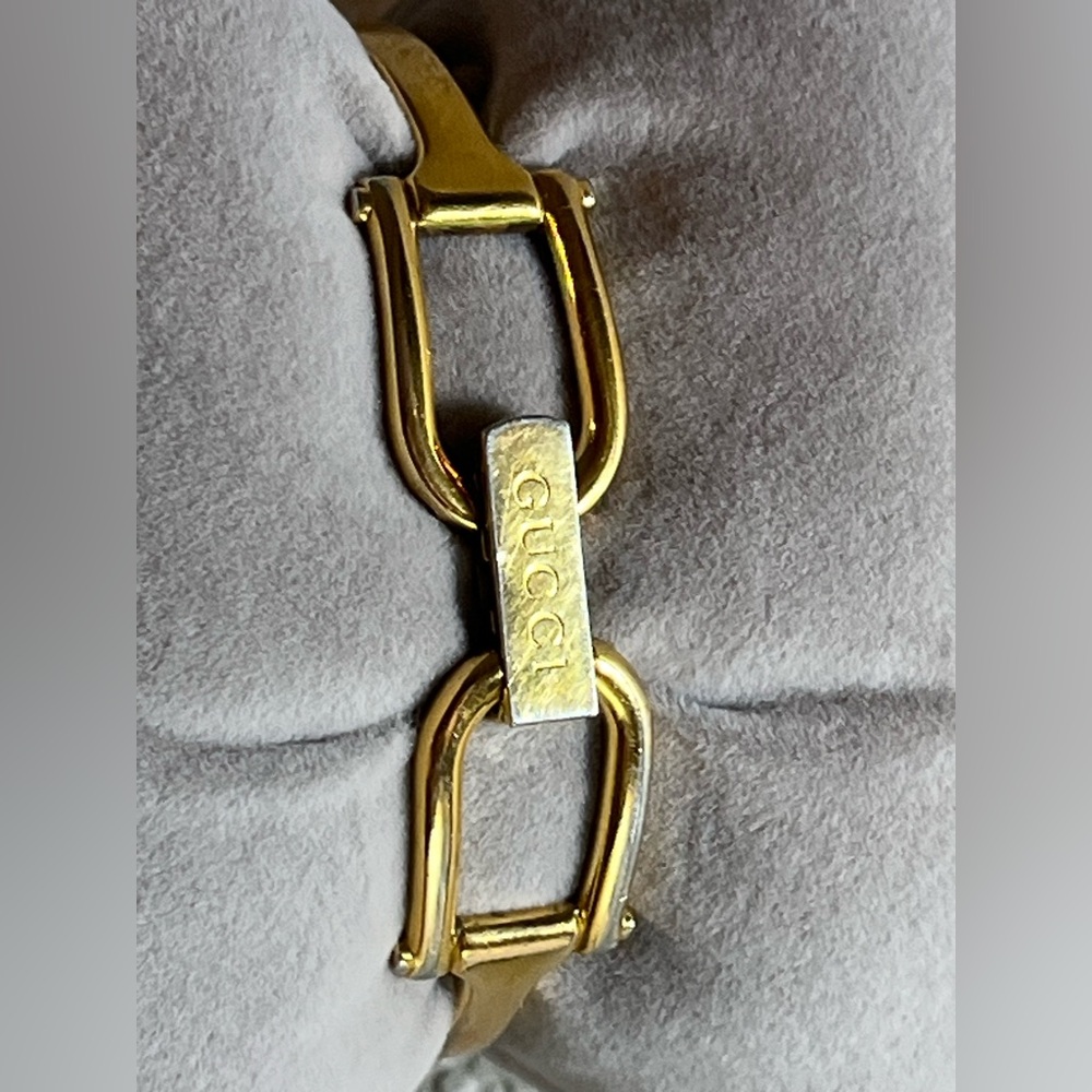 *READ.. GUCCI 1500L BANGLE GOLD PLATED black watch - Picture 10 of 13